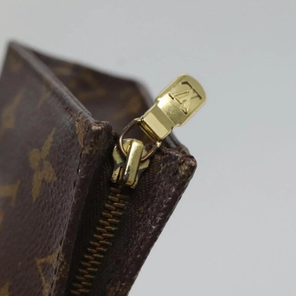 LOUIS VUITTON Monogram Posh Toilette 15 Pouch - Picture 7 of 14